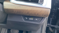 BMW 2 Series 220i MHT Luxury 5dr DCT Petrol Hatchback